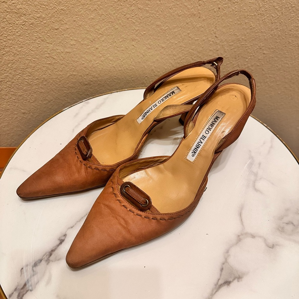 Manolo Blahnik Women's Brown Heels